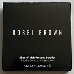 BOBBI BROWN SHEER FINISH PRESSED POWDER - BASIC BROWN (BRAND NEW IN BOX)